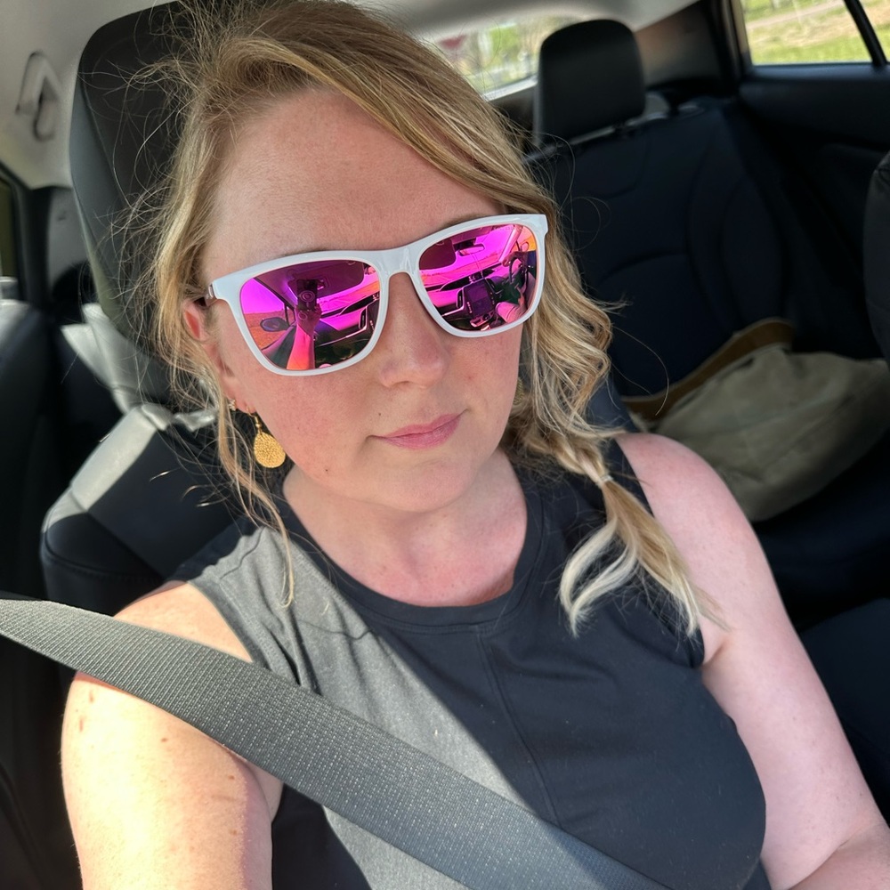 Meet your Posher, Stephanie